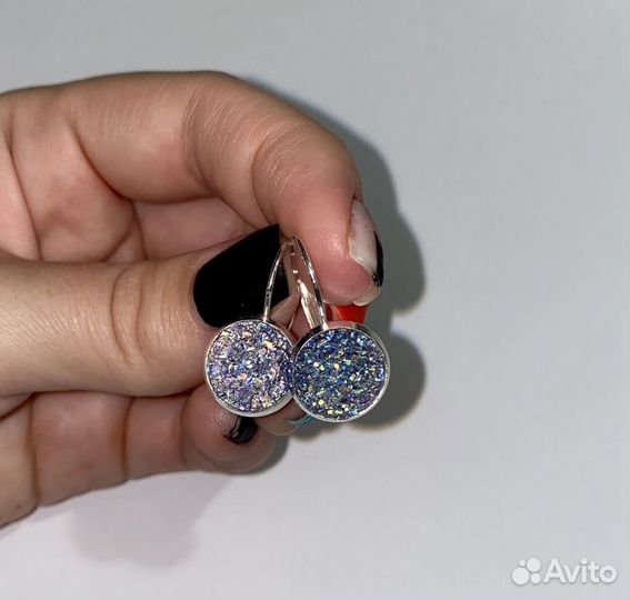 Серьги с кристаллами