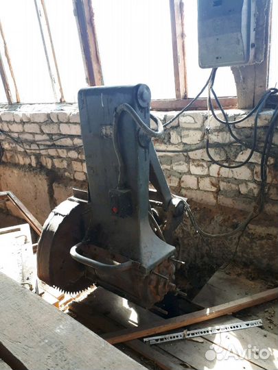 Деревообрабатывающие станки