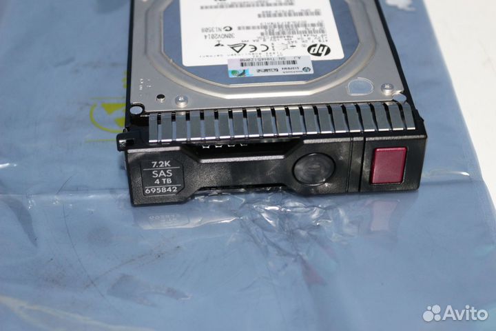 Внутренний жесткий диск SAS для сервера 4Tb нр
