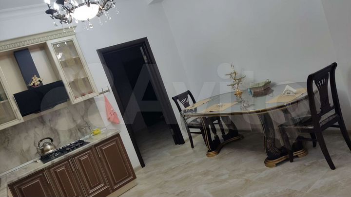 1-к. квартира, 70 м², 3/5 эт.