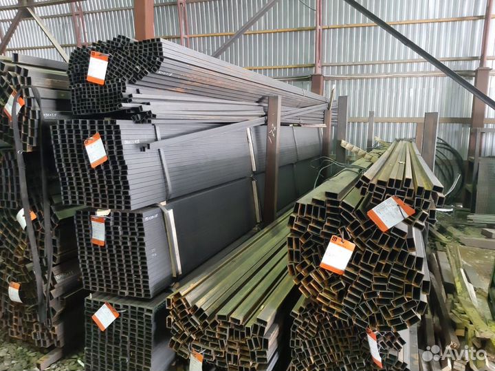 Профильная труба 80х80х3мм в Наличии