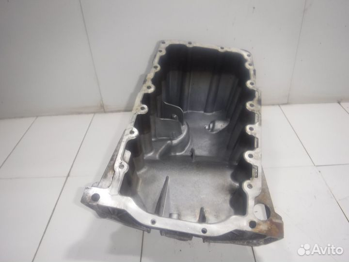 Поддон масляный двигателя Volkswagen Amarok