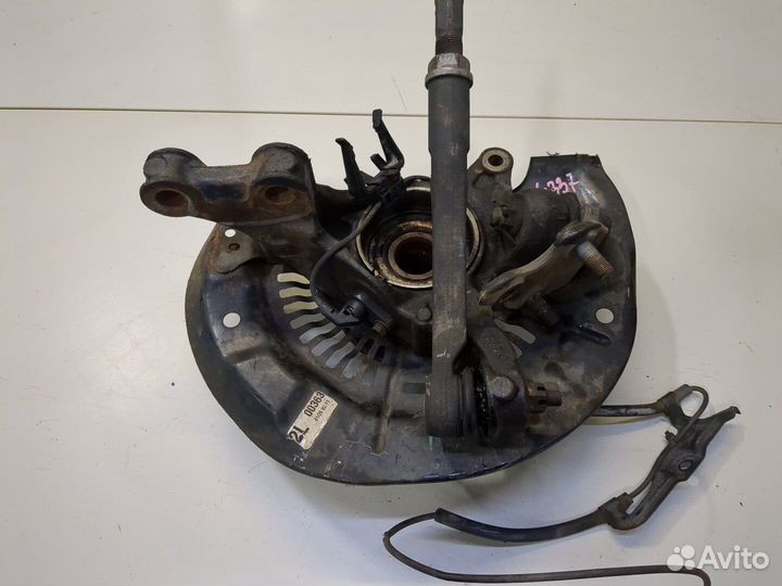 Ступица (кулак, цапфа) Toyota Sienna 3, 2011