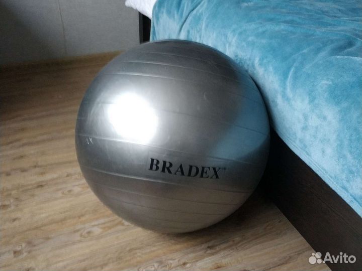 Гимнастический мяч