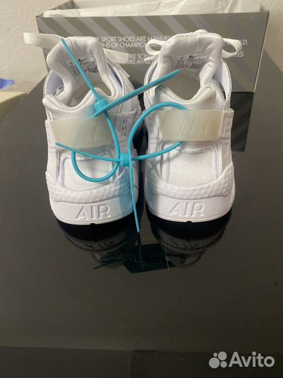 Кроссовки Nike Wmns Air Huarache, белый