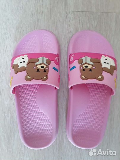 Кроссовки для девочек размер 26, чешки размер 25,5