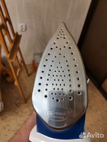 Утюг с парогенератором Tefal