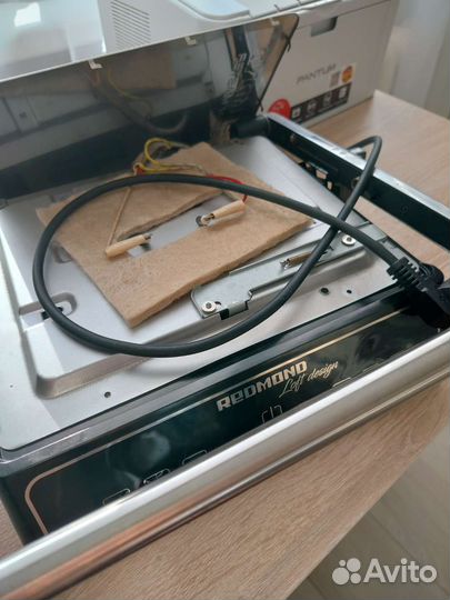 Гриль redmond SteakMaster RGM-M821