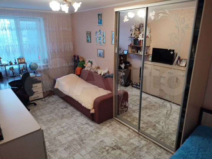 3-к. квартира, 73 м², 3/6 эт.