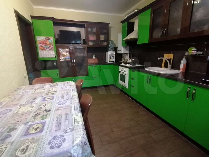 Дом 100 м² на участке 2 сот.