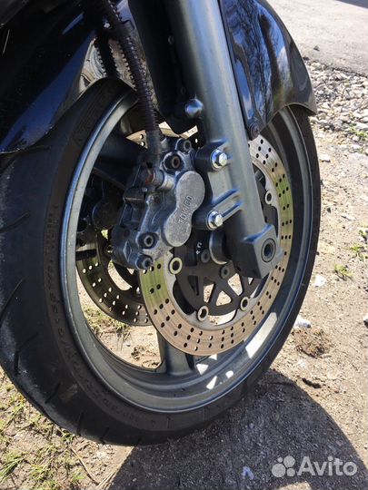 Kawasaki zzr400-2