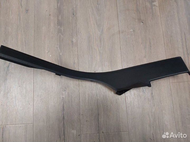 Накладка порога салона Bmw X5 4.8I E70 N62N 4.8I