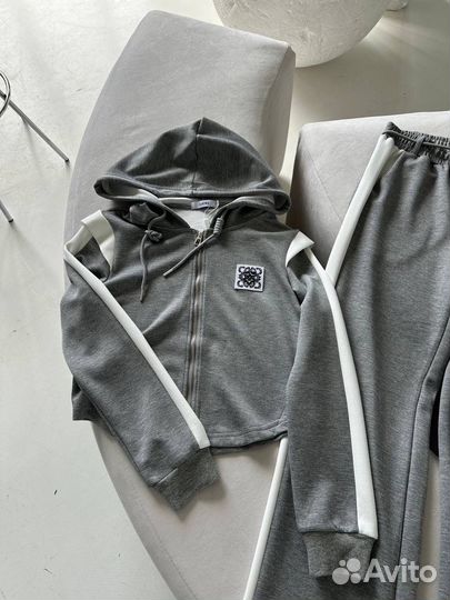 Классный костюм Loewe