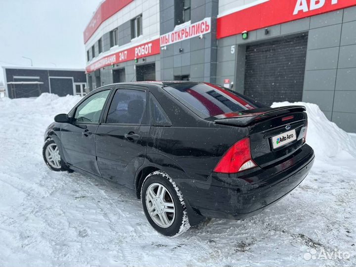 Ford Focus 2.0 AT, 2000, 250 000 км