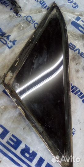 Стекло двери заднее правое левое глухое Audi 80