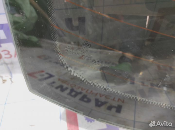 Стекло заднее Volkswagen Polo Sedan (Mk5)