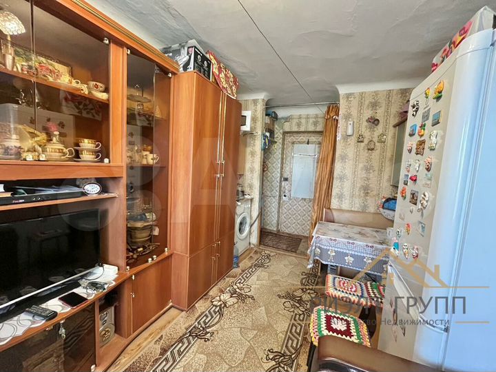 Комната 17 м² в 8-к., 4/5 эт.