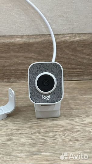 Веб камера Logitech