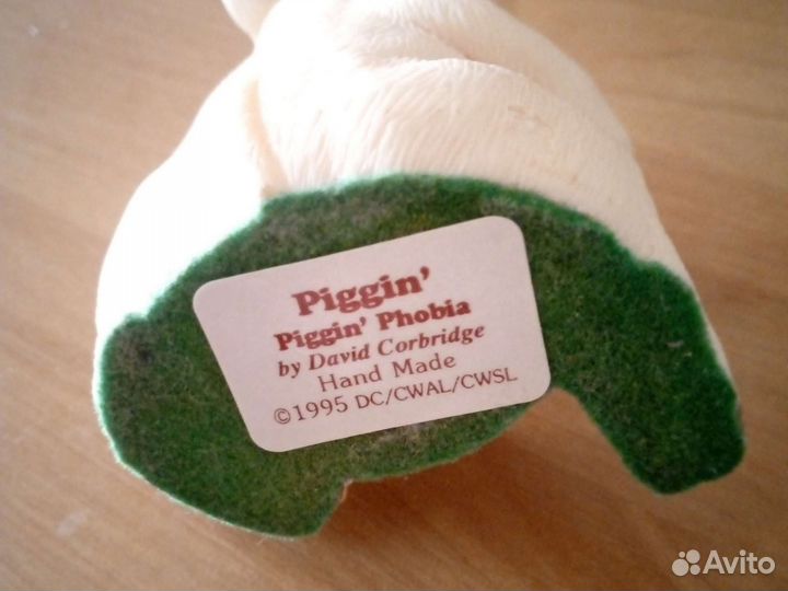 Статуэтка поросенок