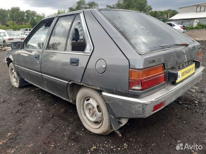 Бензобак топливный бак 4G15 Mitsubishi Colt С10