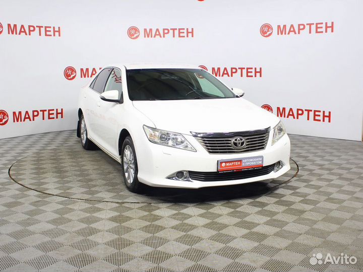 Toyota Camry 2.5 AT, 2013, 235 000 км