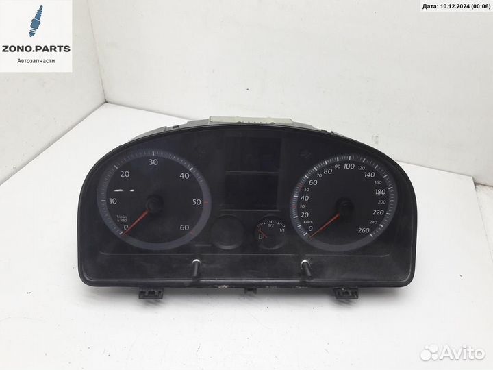 Щиток приборный (панель приборов) 2k0920841c на Volkswagen Caddy (2004-2010)