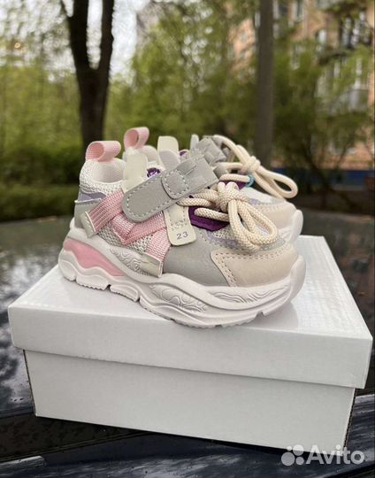 Кроссовки детские новые 21,22,23,24,25