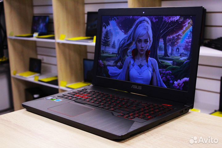 Игровой ноутбук Asus \ Core i5 \ GTX \ SSD \ 120Hz