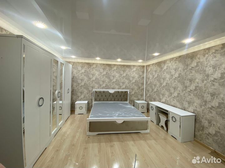 Спальня / Спальный гарнитур