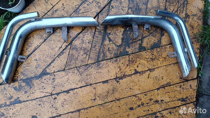 Дуги на задний бампер на Крузак 200