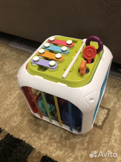 Развивающая игрушка сортер