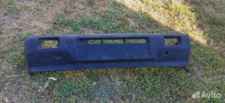 Продам передний бампер Ока