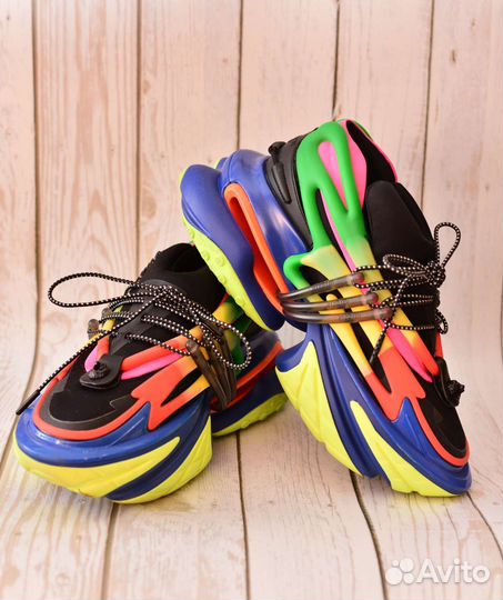 Кроссовки 37р