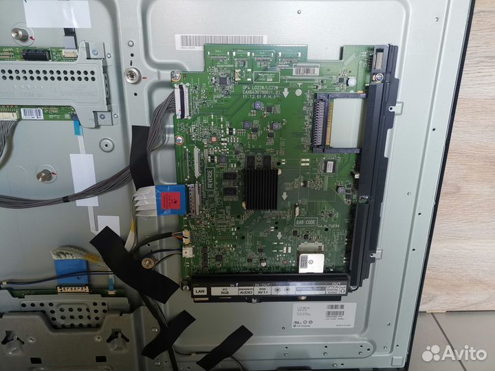 Телевизор LG 37LM620T (Разбор)(По запчастям)