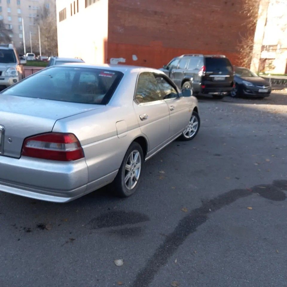 Nissan Laurel: фото владельца
