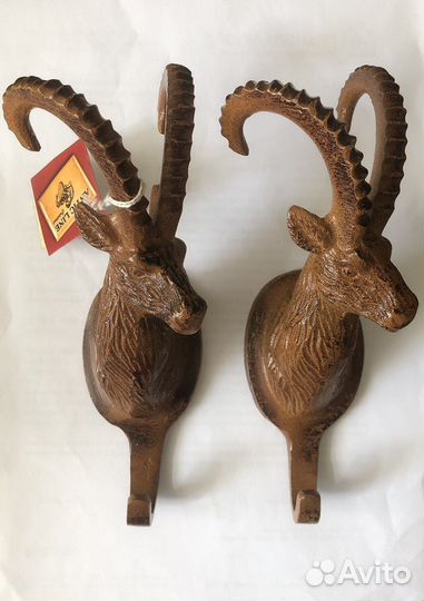 Крючок для одежды, вешалка