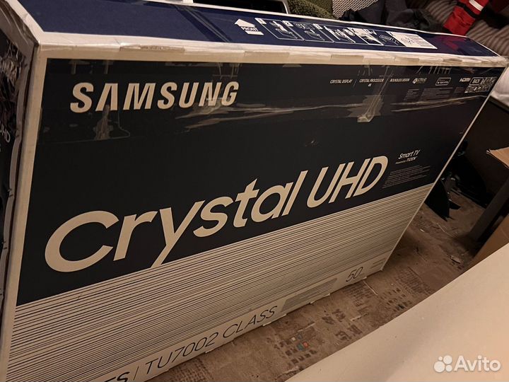 Телевизор Samsung crystal UHD 50 дюймов