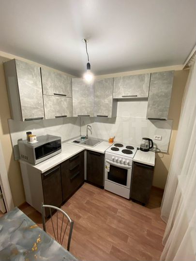 2-к. квартира, 43 м², 1/5 эт.