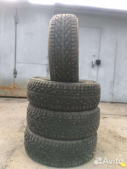 Tigar SUV Ice 215/65 R16 102T