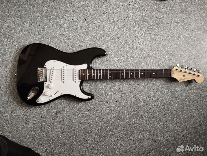 Fender squier Stratocaster SSS