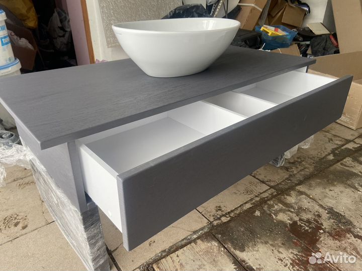 Тумба подвесная с накладной раковиной Италия