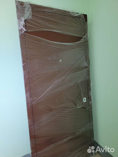 Дверь входная металлическая