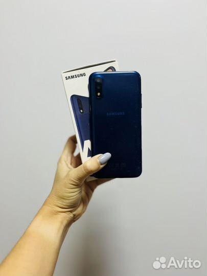 Samsung Galaxy A01, 2/16 ГБ