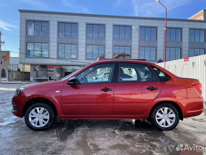 LADA Granta 1.6 МТ, 2021, 32 000 км