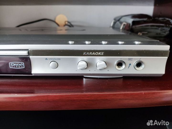 DVD плеер с караоке Daewoo DV1350S