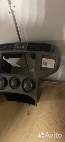 Консоль салона (центральная часть) Hyundai Matrix