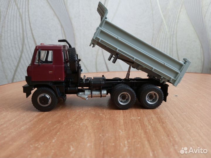 Модель грузовика Татра 815 s 3
