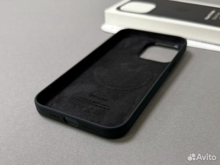 Чехол на iPhone 15 Pro Max Silicone Case