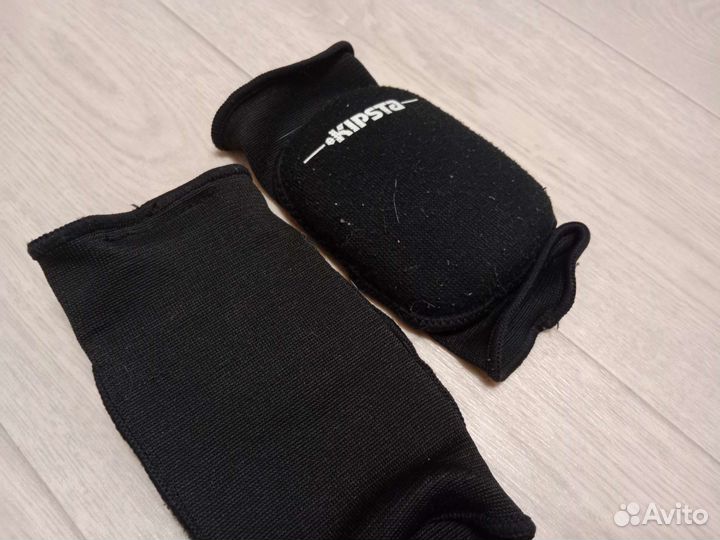 Волейбольные наколенники