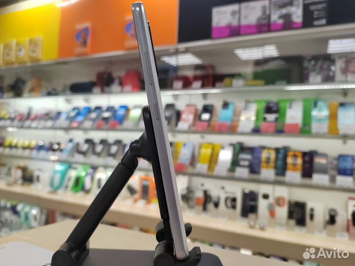 Samsung Galaxy A41, 4/64 ГБ